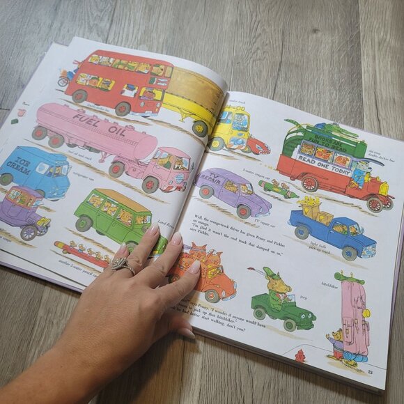 vintage Richard Scarrys Cars and Trucks and Things That Go Book golden book - Picture 4 of 14